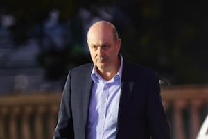 Sturzenegger celebró las reformas impulsadas por la gestión Milei con un dardo a La Cámpora y salieron a cruzarlo