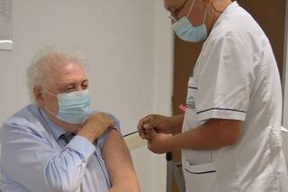 Un secretario del exministro Ginés González García se negó a declarar en la causa del vacunatorio VIP