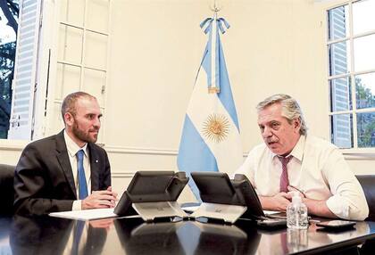 El ministro de Economía, Martín Guzmán, y el presidente Alberto Fernández, ratificaron ayer que continuarán "hablando" con los acreedores