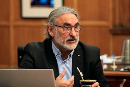 El exministro Luis Basterra