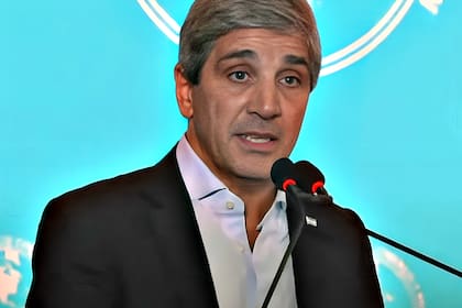 El ministro Luis Caputo no aceptó, al comienzo de la gestión, pagar las deudas acumuladas con las cajas provinciales.