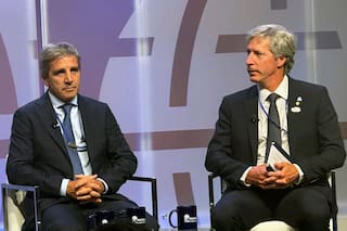 Con una operación millonaria, el Gobierno bajó a la mitad su deuda con el BCRA