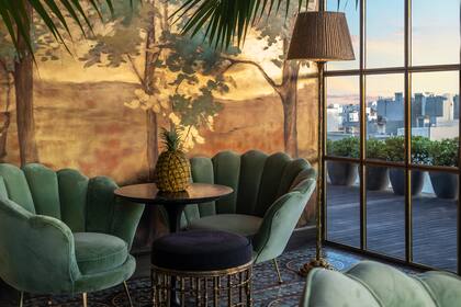 El mobiliario originario de Ámsterdam, de estilo Hollywood.