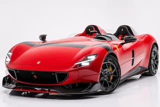Cómo es el Ferrari Monza SP2, un superdeportivo sin parabrisas valorado en más de US$1,8 millones