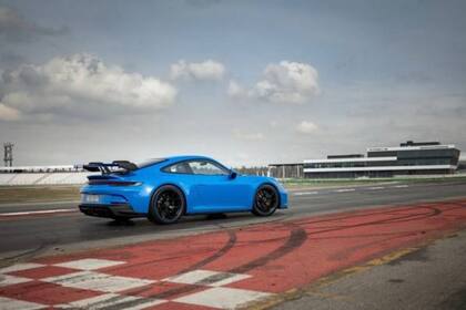 El modelo puede ser adaptado individualmente a las condiciones de la carretera y al estilo de conducción