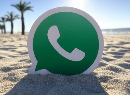 El "modo Punta del Este" de WhatsApp se puede generar con imágenes propias y un tipo de programa llamado launcher