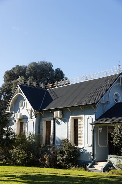El Molino de la Casa Azul es, para muchos, la casa más linda de Sierra de la Ventana.