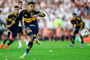 Así fue el gol de penal de Paredes que pone en ventaja a Boca ante River en el Monumental