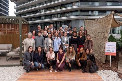 El momento de la foto grupal de todos los estudios que montaron una muestra verdaderamente inspiradora.