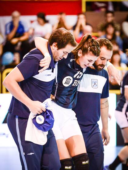 El momento de la lesión de Antonella Mena