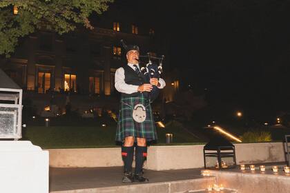 El momento de las gaitas en los jardines