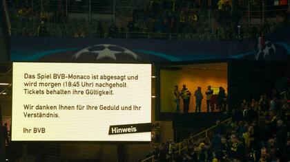 El momento del anuncio de la suspensión