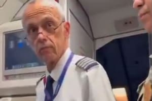 Es piloto y la policía lo detuvo antes de despegar: está acusado de liderar una red de abuso sexual infantil en Brasil