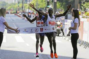 Increíble final en la última carrera del año: lo pasó a centímetros de la meta