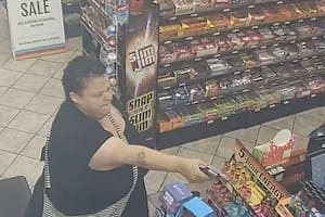 Una mujer fue arrestada tras dispararle a un empleado de una estación de servicio