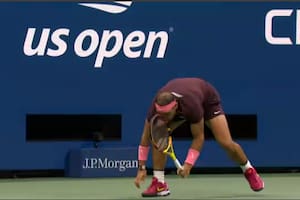 US Open: el golpe que Rafael Nadal se dio con la raqueta en el rostro en el partido contra Fognini