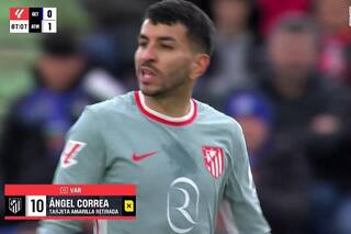 El peor cumpleaños de Ángel Correa: fue expulsado por el VAR, insultó al árbitro y se expone a una grave sanción