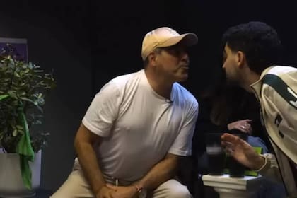 El momento en que Mariano Iúdica escupió a Matías Bottero en YouTube