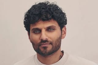 Fue monje, presidió la boda de Jennifer López y Ben Affleck y ahora es el podcaster más famoso