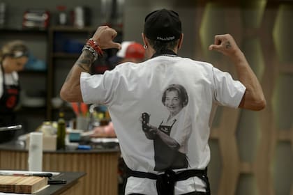 El Mono de Kapanga es uno de los participantes favoritos del público y su eliminación del certamen no pasó desapercibida en las redes sociales. Los usuarios se manifestaron en contra de su expulsión y estallaron los memes