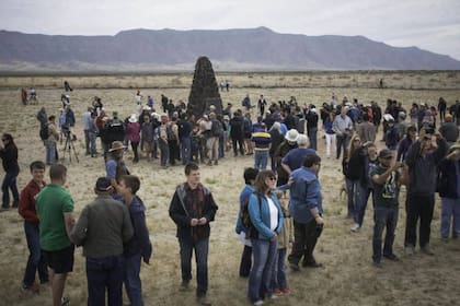 El monolito recuerda el lugar exacto de la explosión de Gadget, el día que se cumplieron 70 años de la prueba Trinity