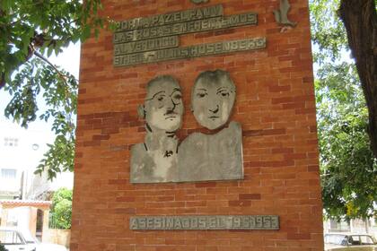 El monumento a Julius y Ethel Rosenberg