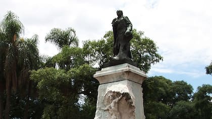 El monumento a Sarmiento, en Palermo