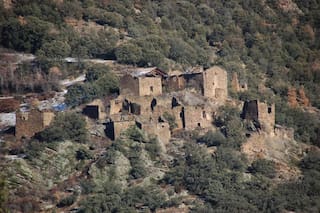 Un consejo: compre un pueblo en España y apúrese porque sube el precio