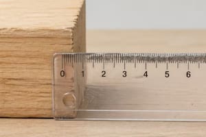 El motivo detrás de por qué no está el 0 al principio de la regla y qué función cumple el espacio libre