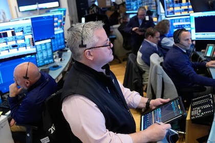 El movimiento en Wall Street lo acompasa la guerra en Medio Oriente