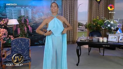 El movimiento errático de Juana Viale que expuso su vientre ante la cámara