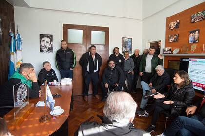 El moyanismo, en estado de deliberación: Pablo Moyano reunió en su despacho a sus dirigentes aliados el viernes pasado para impulsar un paro con movilización