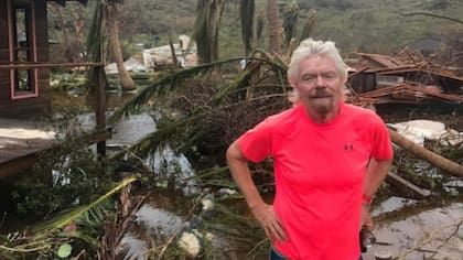 Richard Branson en su mansión en el Caribe: la isla Necker fue arrasada por un huracán y su madre debió ser rescatada por Kate Winslet, casada con el sobrino del millonario