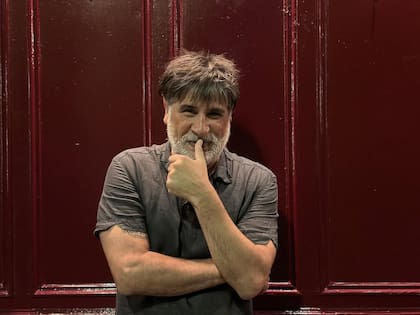 El multipremiado director argentino, Daniel Barone, es uno de los directores de la serie española Olympo (Foto: Instagram @baronedan)