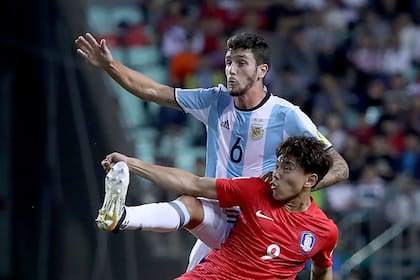 El Mundial Sub 20 de Corea del Sur es la experiencia de Marcos Senesi en la selección; el defensor tuvo convocatorias en fechas FIFA para la Sub 23, y no fue cedido por Feyenoord para los Juegos Olímpicos de Tokio.