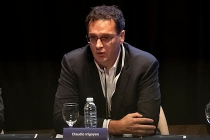 "El mundo se está volviendo un poco más complicado. Tan complicado que Bank of America tuvo que poner un argentino”, bromeó Claudio Irigoyen, economista jefe de la entidad