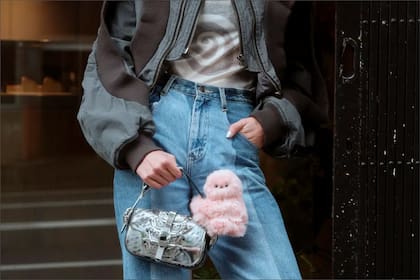 El muñeco Mirumi cuenta con movimientos aleatorios y reacciones que intentan imitar los gestos naturales de los bebés