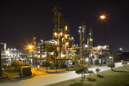 El músculo industrial del Plan 4x4. La refinería es uno de los pilares del programa que busca cuadruplicar el valor de YPF en cuatro años.