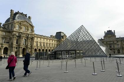 Viaje al Louvre, el museo de las grandes historias