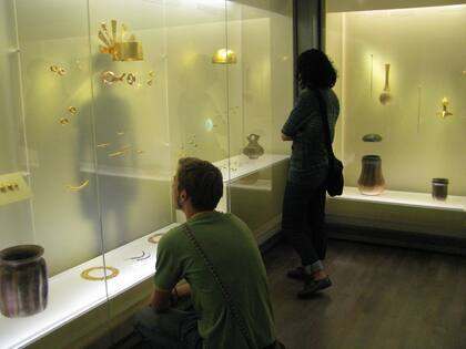 El Museo del Oro de Bogotá cumple 80 años y lo festeja con sus visitantes.