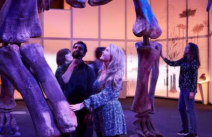 El museo londinense tuvo que ponerse a pensar mucho para encontrar la mejor manera de exhibir a la criatura