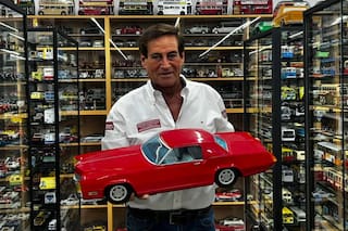 Es argentino y abrió un museo único con 23.500 autos a escala: “El coleccionismo es nostalgia, recuerdos”