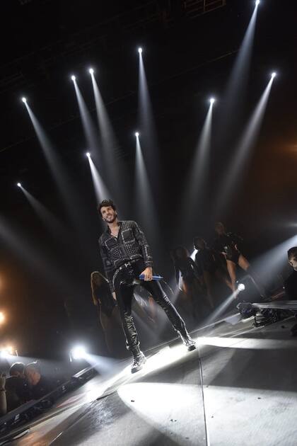 El músico colombiano desplegó un repertorio con varios temas de su primer disco, colaboraciones con otros artistas y canciones de su nuevo álbum, Fantasía