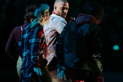 El músico en una noche a puro baile