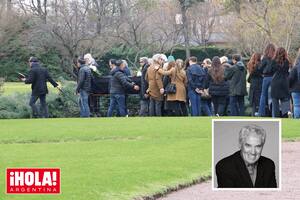 El músico, quien a lo largo de su extensa carrera compuso más de 700 canciones, fue honrado por sus más íntimos.