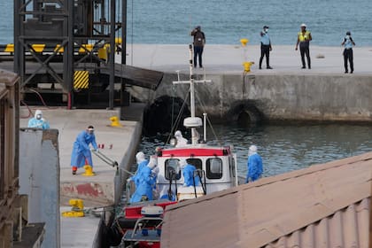 El m/v Hondius
May 6, 2026. (AP Photo/Misper Apawu)