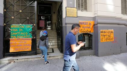 En el Pellegrini las tomas son habituales