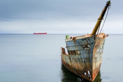 El naufragio del Lord Lonsdale, una fragata inglesa de tres mástiles construida en 1889 y abandonada en la costa de Punta Arenas