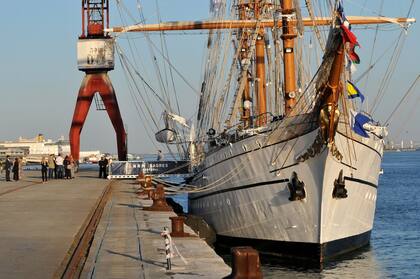 El Navio Escuela Sagres de Portugal