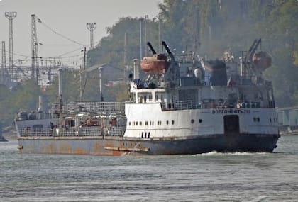 El navío Volgoneft 212